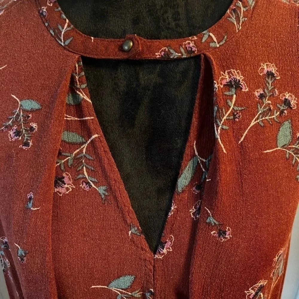 Free People asymmetrical tank - Picture 2 of 8